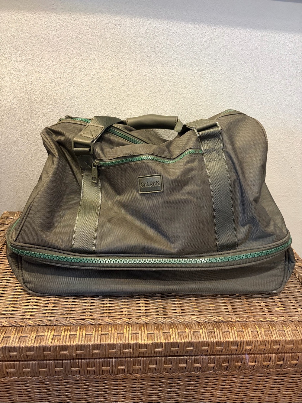 CALPAK Weekender Duffel Travel Bag w/ Shoe Compartment Olive Green Carry-On